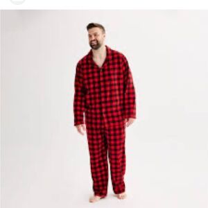 Red and Black Plaid men’s pajamas size XL